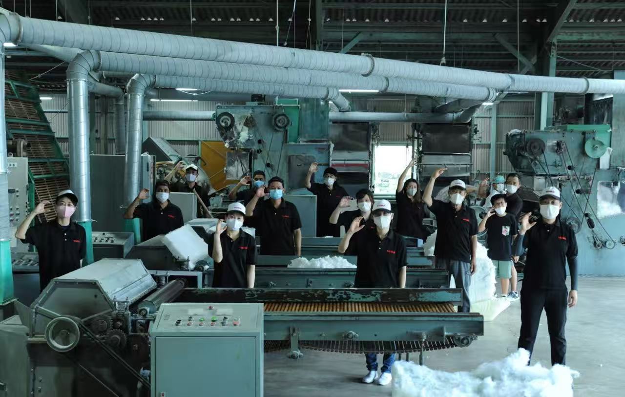 OFUTON KOBO team scene 05